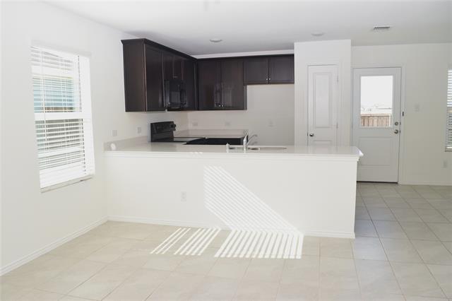 Foto del edificio - 5532 Timber Pt Dr