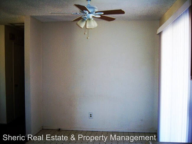 Foto del edificio - 3 br, 1 bath House - 4773 Ave La Candela