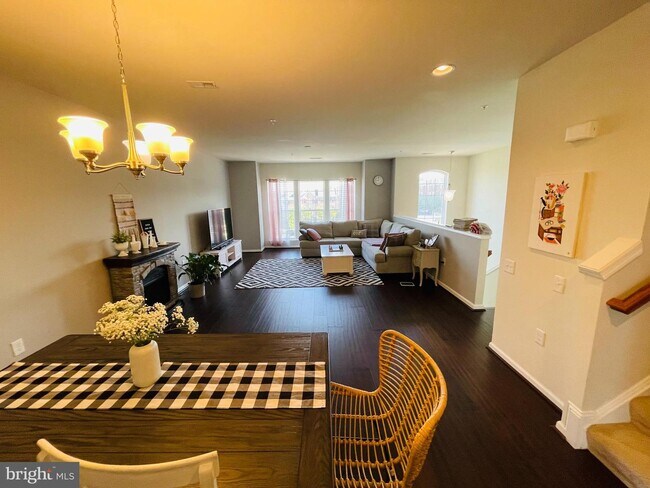 Foto del edificio - 42699 Wardlaw Terrace