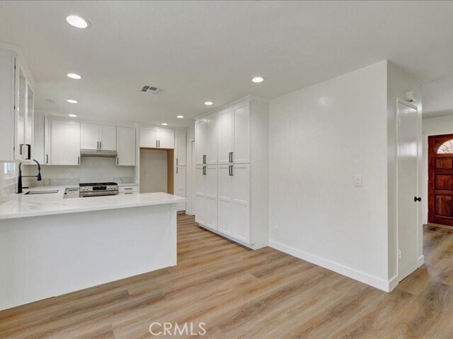 Foto del edificio - 14638 Mountain Spring St