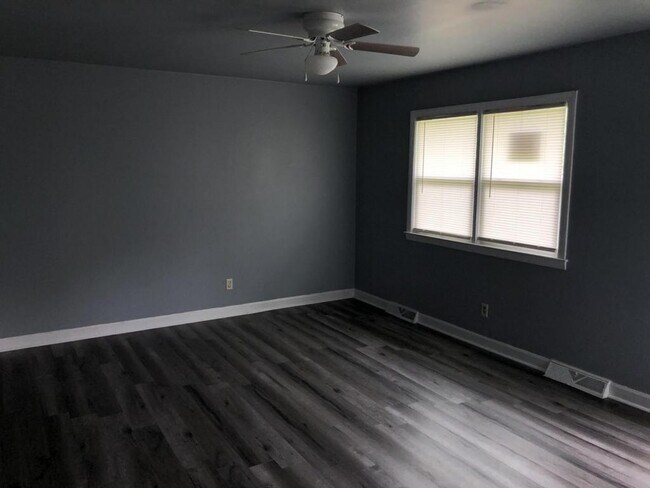 Foto del edificio - 4019 Laurinburg Rd