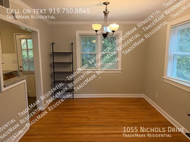 Building Photo - 1055 Nichols Dr