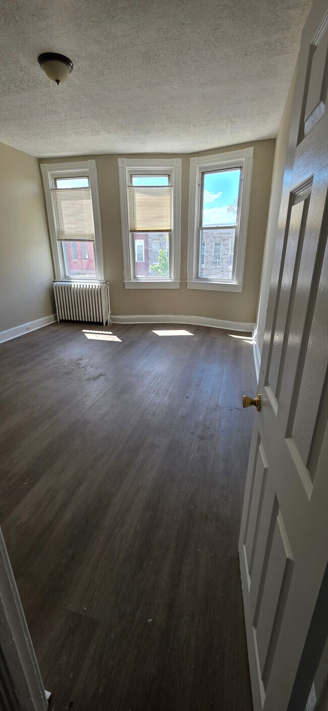 Foto del edificio - 237 N Monroe St