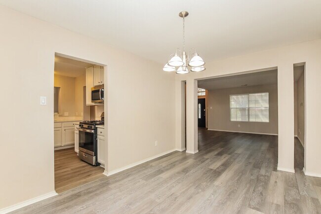 Building Photo - 1504 Lorson Loop