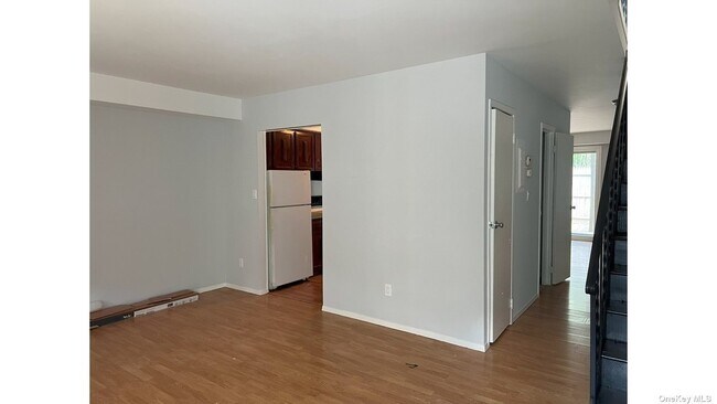 Building Photo - 226 Hill Rise