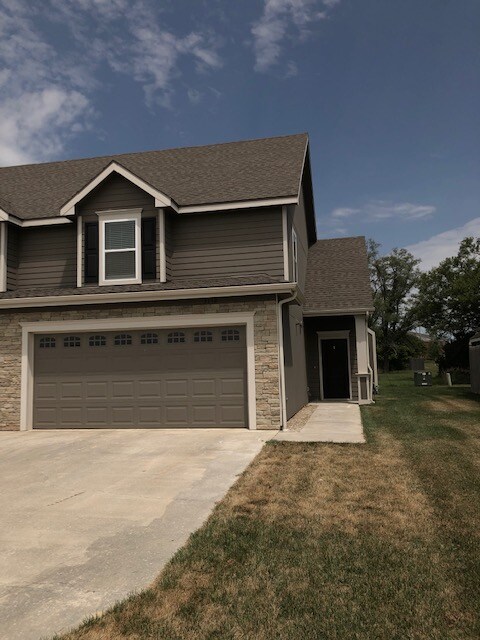 Primary Photo - 3114 W 31st Terrace