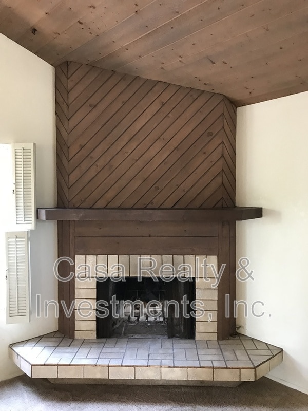 Foto del edificio - 2112.5 Pullman Ln