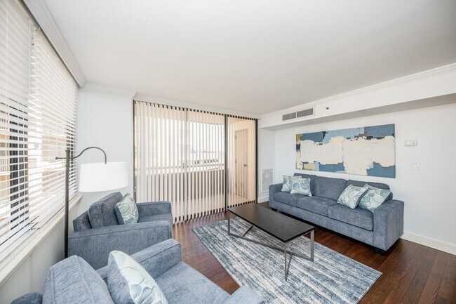 Foto del edificio - 3525 Sage Rd
