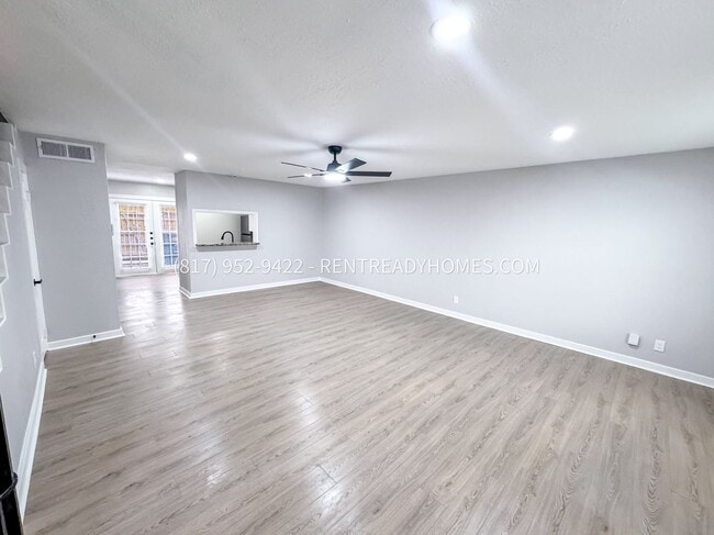 Foto del edificio - 907 S Ripple Creek Dr