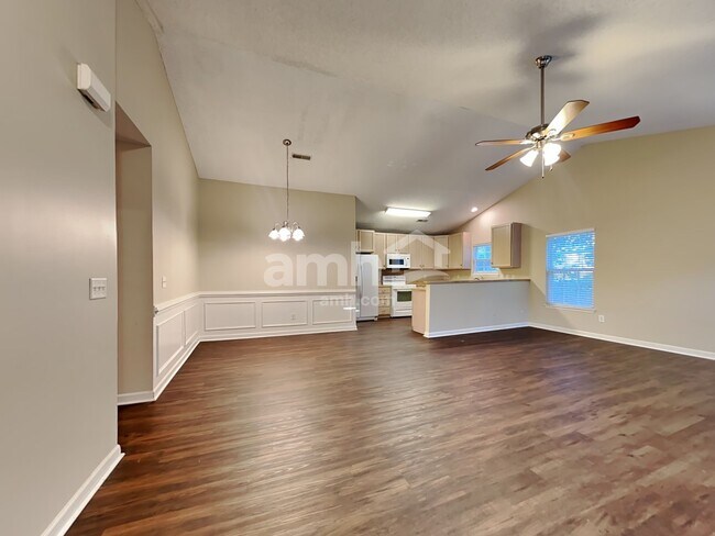 Building Photo - 133 Moon Dance Ln