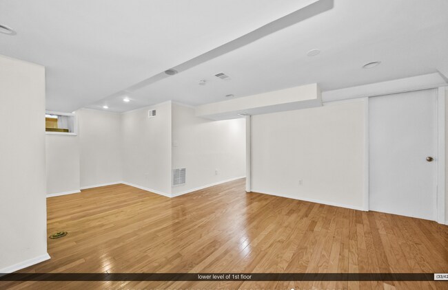 Foto del edificio - 1506 Madison St
