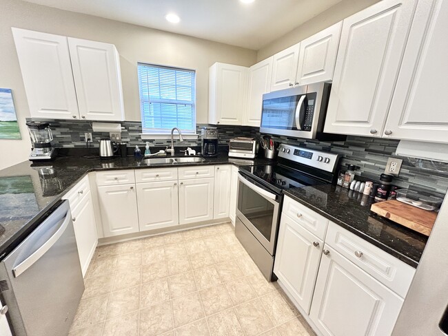 Building Photo - 2268 Kings Gate Ln