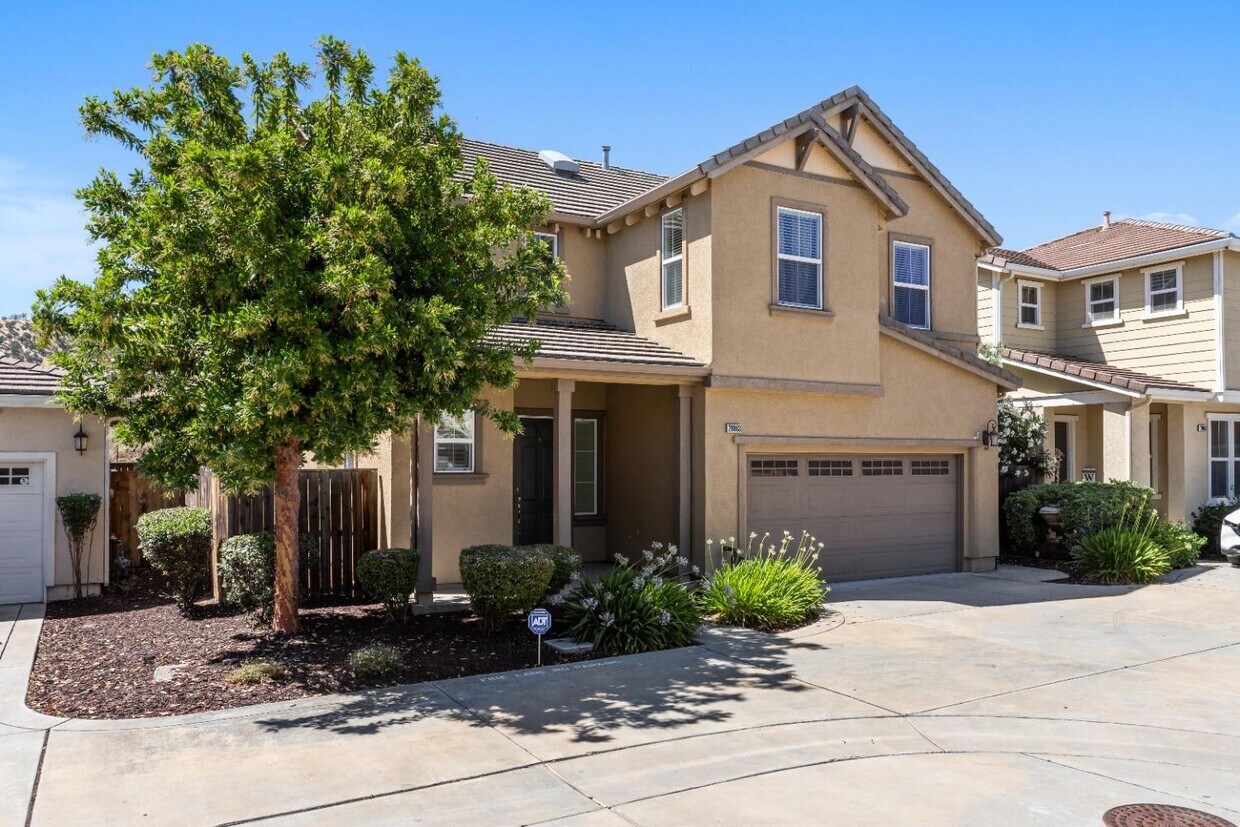 Primary Photo - 20863 Grapevine Dr