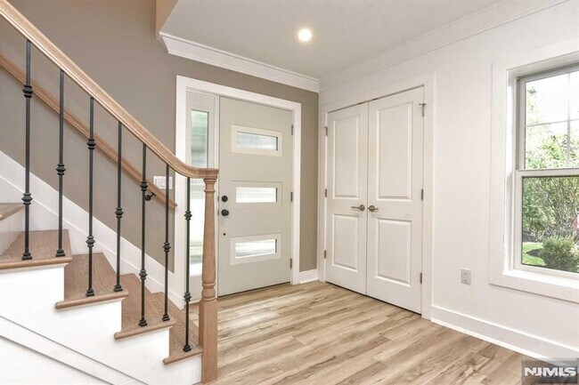 Foto del edificio - 234 Rivervale Rd