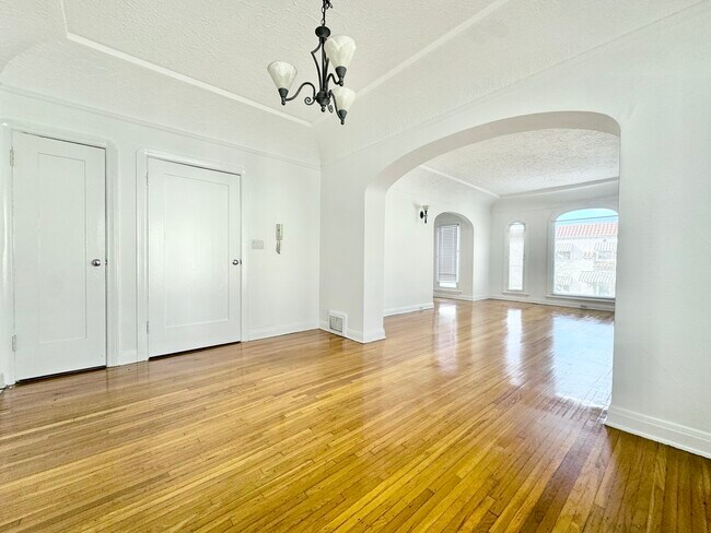 Foto del edificio - 608 N Spaulding Ave