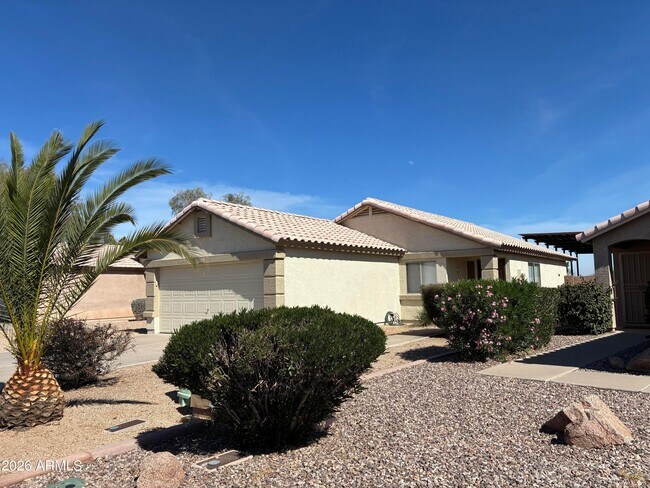 Foto del edificio - 16545 N 157th Ave