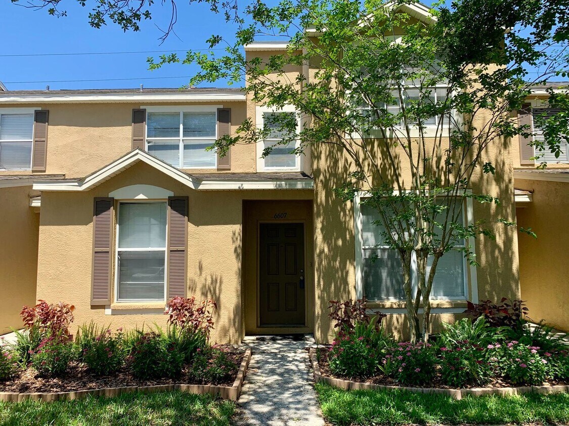 Foto principal - 3 br, 2.5 bath House - 6607 OSPREY LAKE CI...