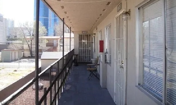 Foto del edificio - 239 W Cleveland Ave