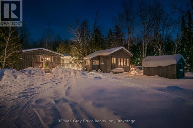 Photo du bâtiment - 102 Cape Chin North Rd