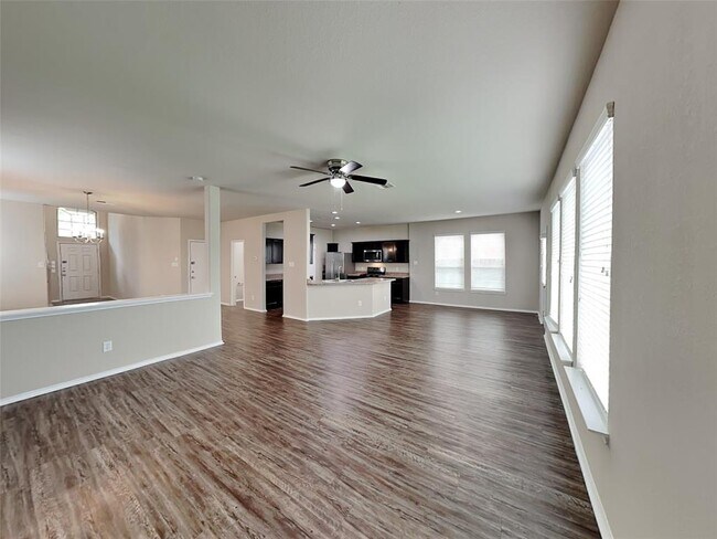 Building Photo - 7335 Winter Song Dr