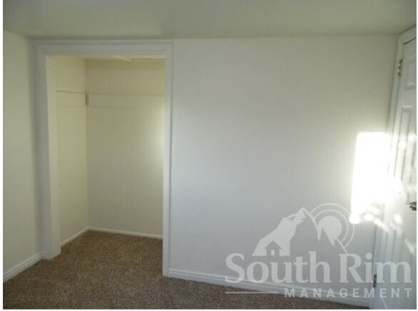 Building Photo - 1067 S 1600 W St