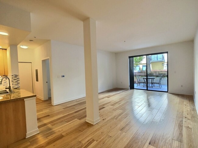 Building Photo - Two Bedroom Condo with Large Patio at Plan...