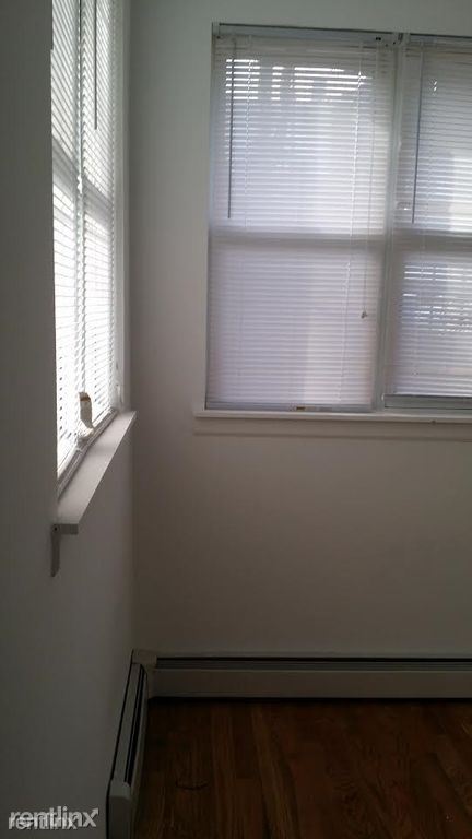 Building Photo - 108 Essex St