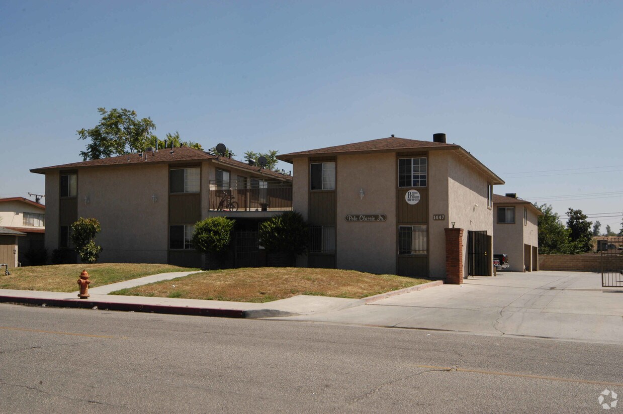 Building Photo - Polo Classic Jr. Apartments