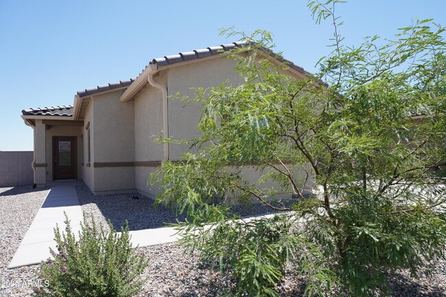 Building Photo - 627 N Crowned Dove Trail