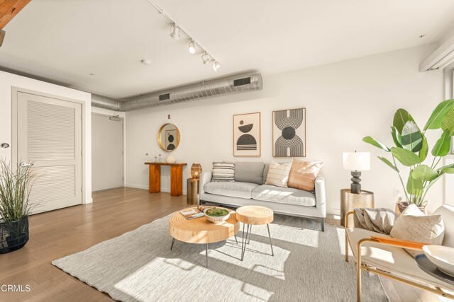 Foto del edificio - 527 Molino St