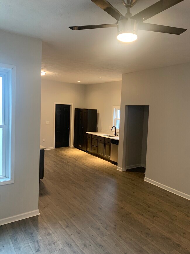 Fotografía del edificio - 3022 Perrysville Ave