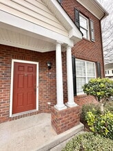 Building Photo - 5872 Ludington Dr