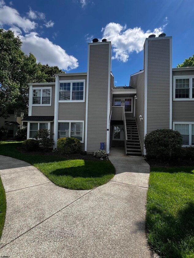 Foto principal - 61 Driftwood Ct
