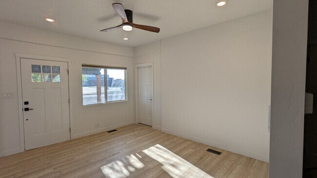 Building Photo - 2641 S 7200 W