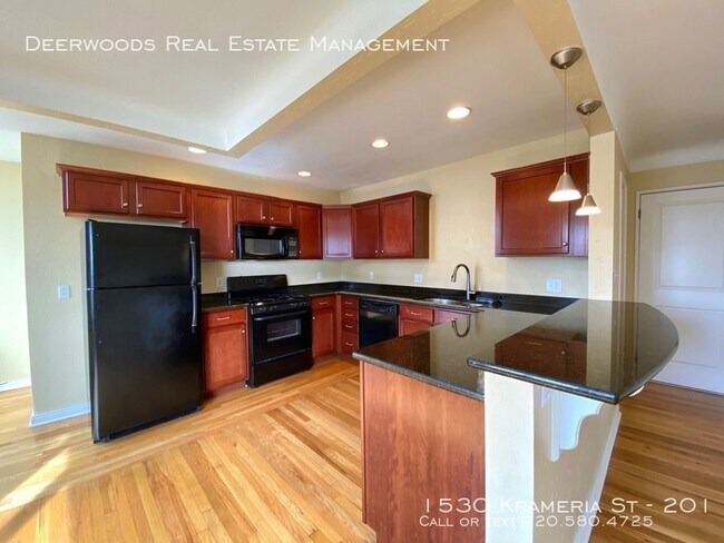 Building Photo - 1530 Krameria St