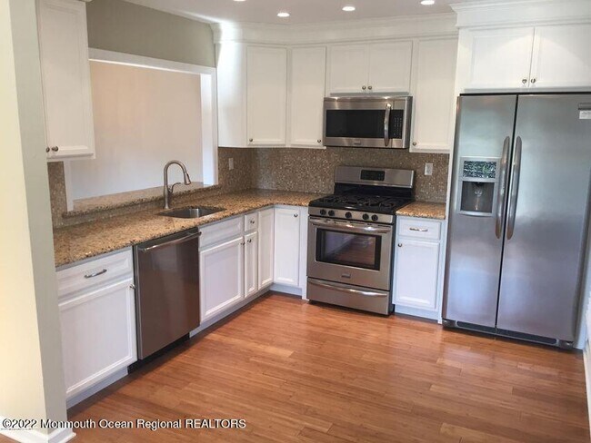 Foto del edificio - 23 Wyckham Rd