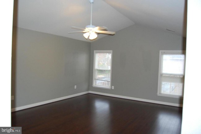 Building Photo - 46797 Backwater Dr