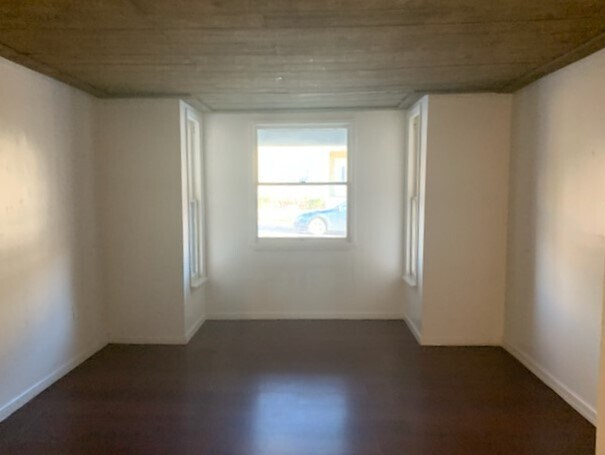Building Photo - 2408 4th Ave