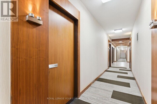 Building Photo - 500 Sherbourne St