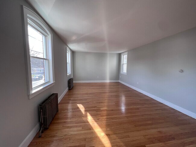 Building Photo - 444 Lafayette Rd