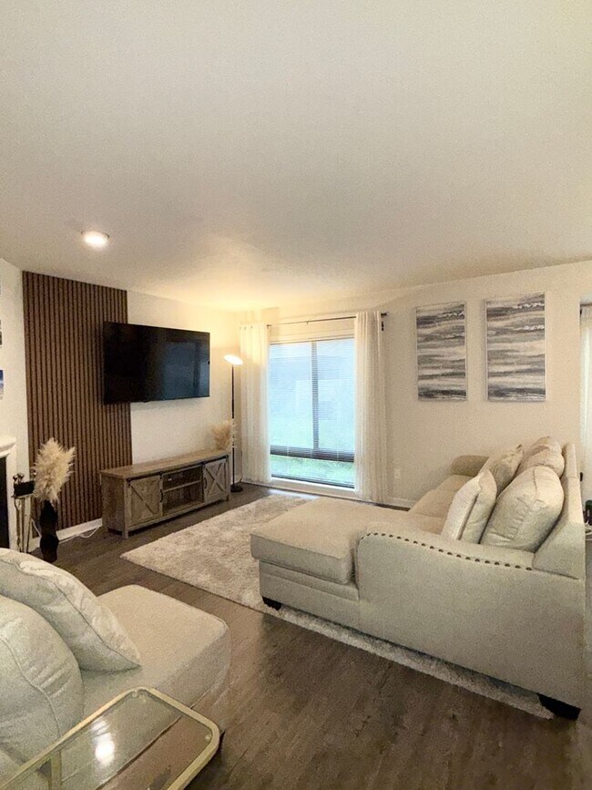 Foto del edificio - Modern Comfort in Sought-After Gaithersburg