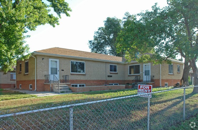 Building Photo - 5601-5611 Martin Luther King Blvd