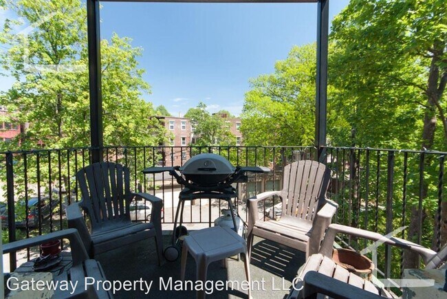 Building Photo - 3 br, 2 bath House - 19 James St #4