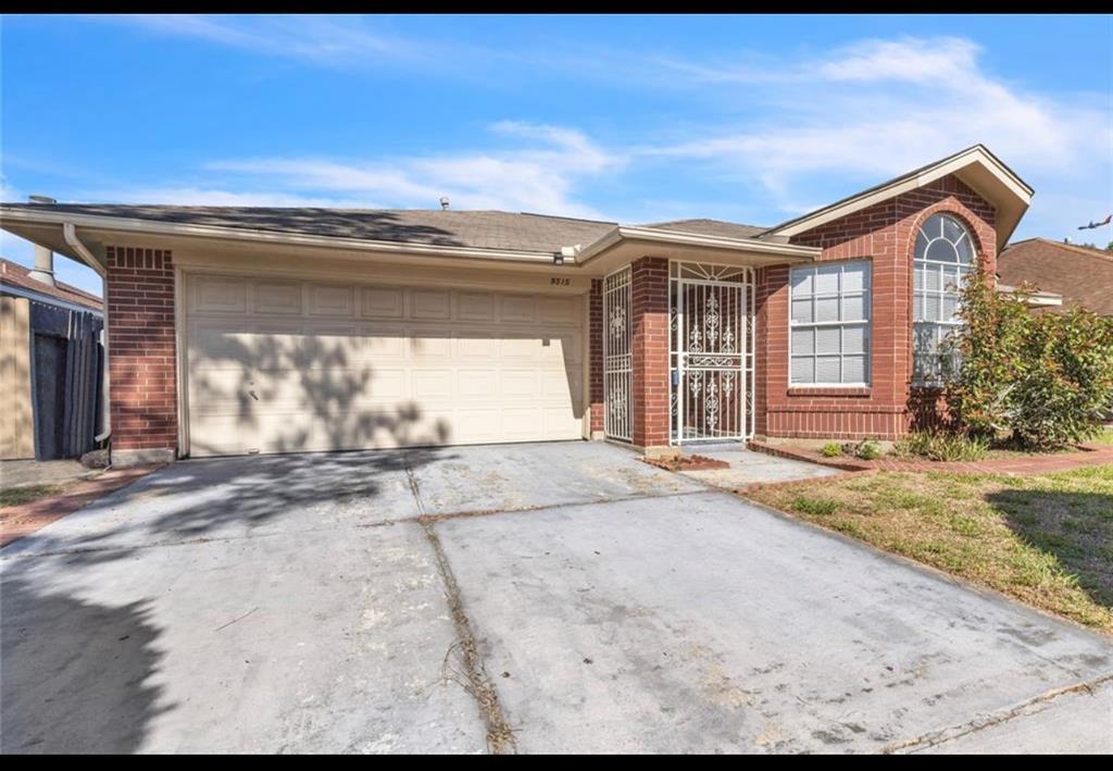 9515 Coast Bridge St, Houston, TX 77075 House Rental in Houston, TX