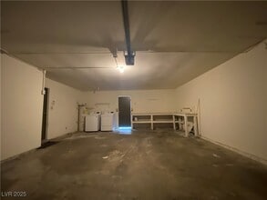 Building Photo - 4765 E Mohave Ave