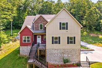 Building Photo - 6466 Hwy 48 N Building Photo - 6466 Hwy 48 N