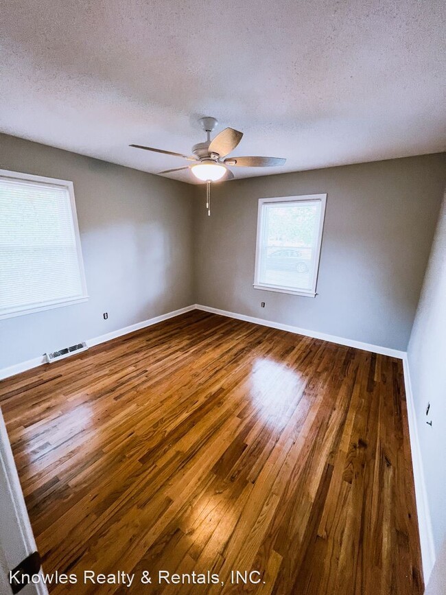 Building Photo - 3 br, 2 bath House - 4906 Lord Tennyson Drive