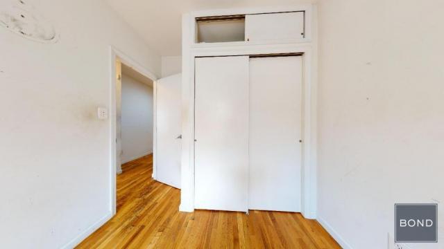 Building Photo - 3 bedroom in Manhattan NY 10014