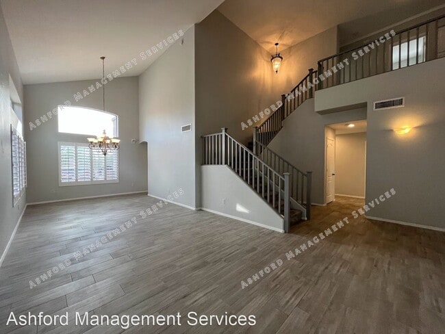 Building Photo - 5 br, 3 bath House - 2115 E Electra Lane