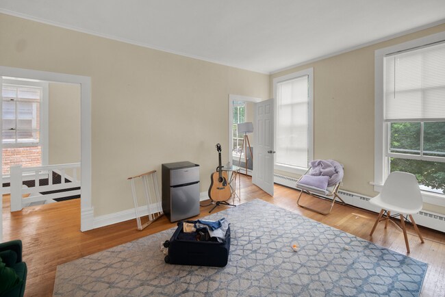 Foto del edificio - 2036 Sherman Ave